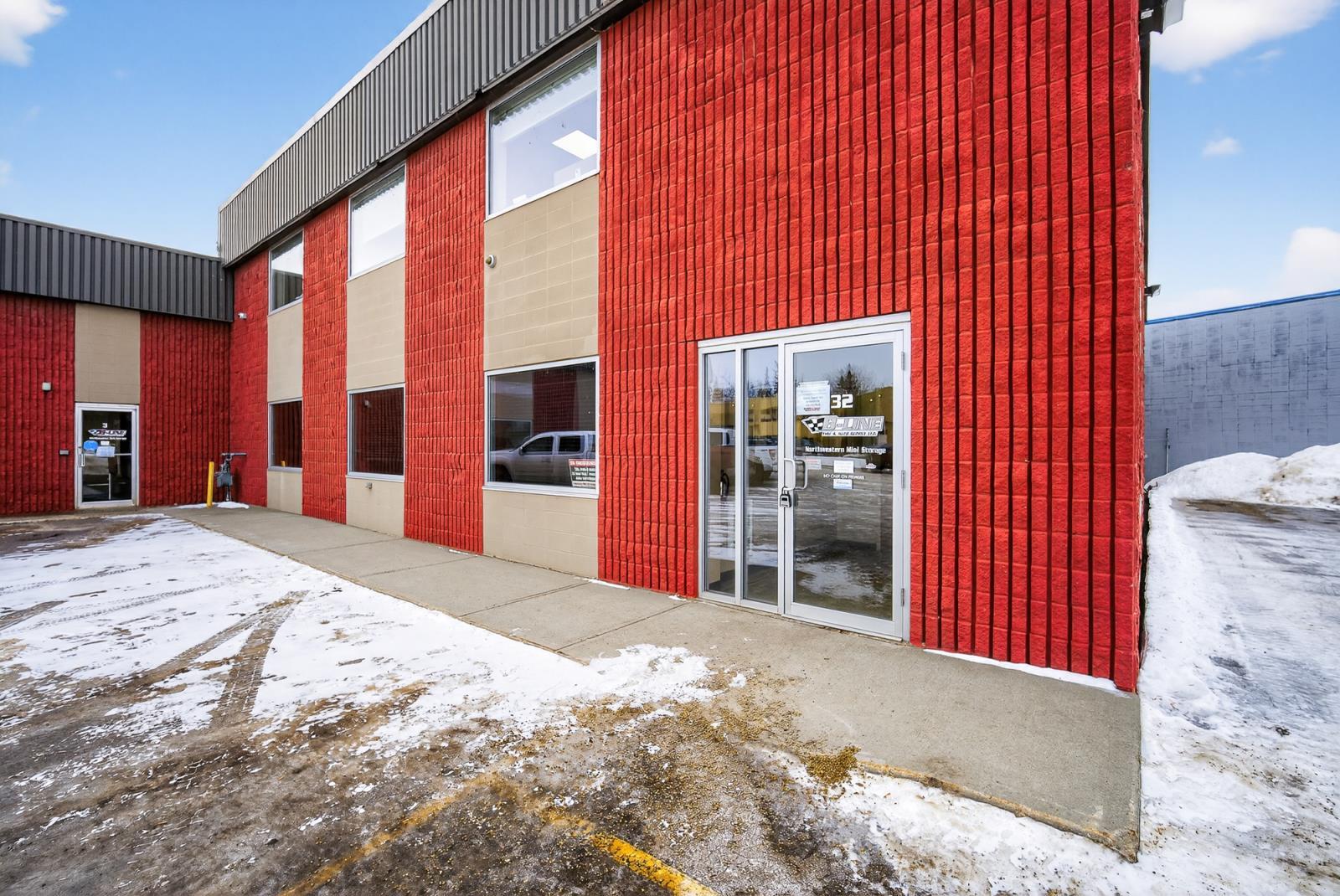 32 Rayborn Crescent, St. Albert, AB