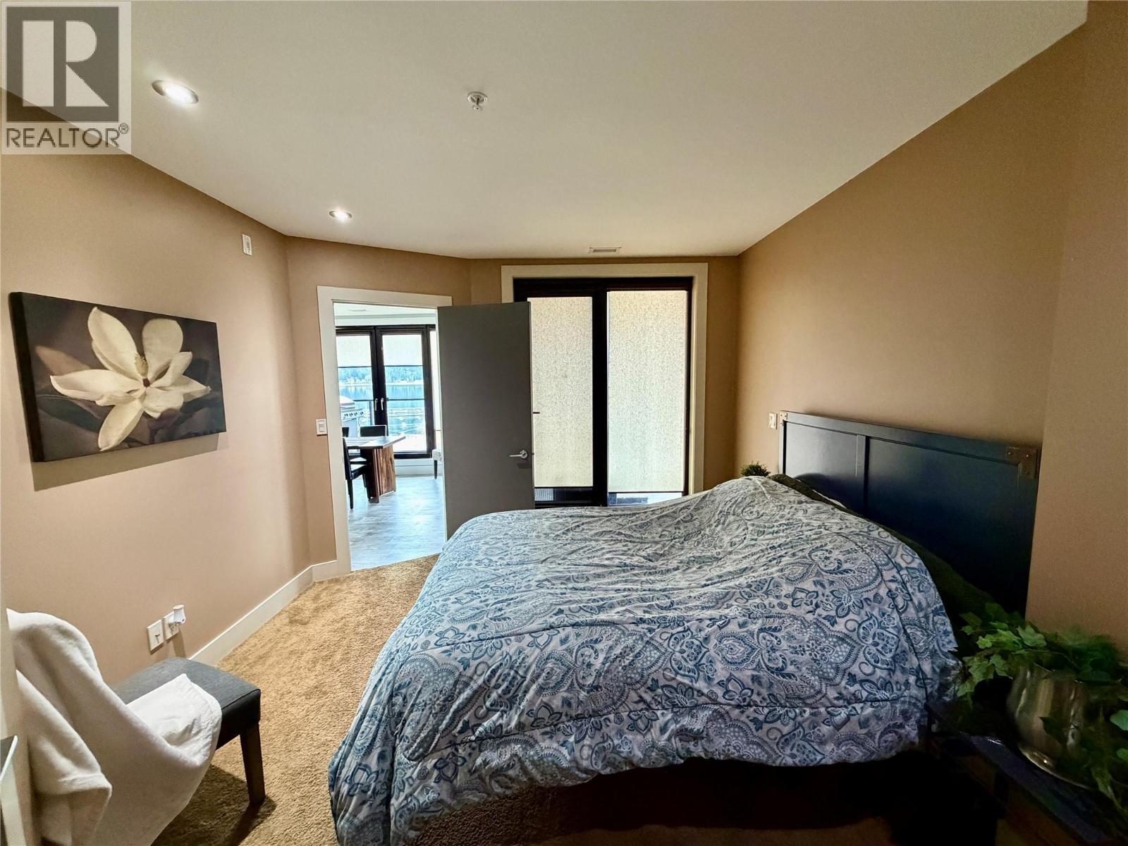 326 Mara Lake Lane Unit# 506, Sicamous, BC - Indoor Photo Showing Bedroom