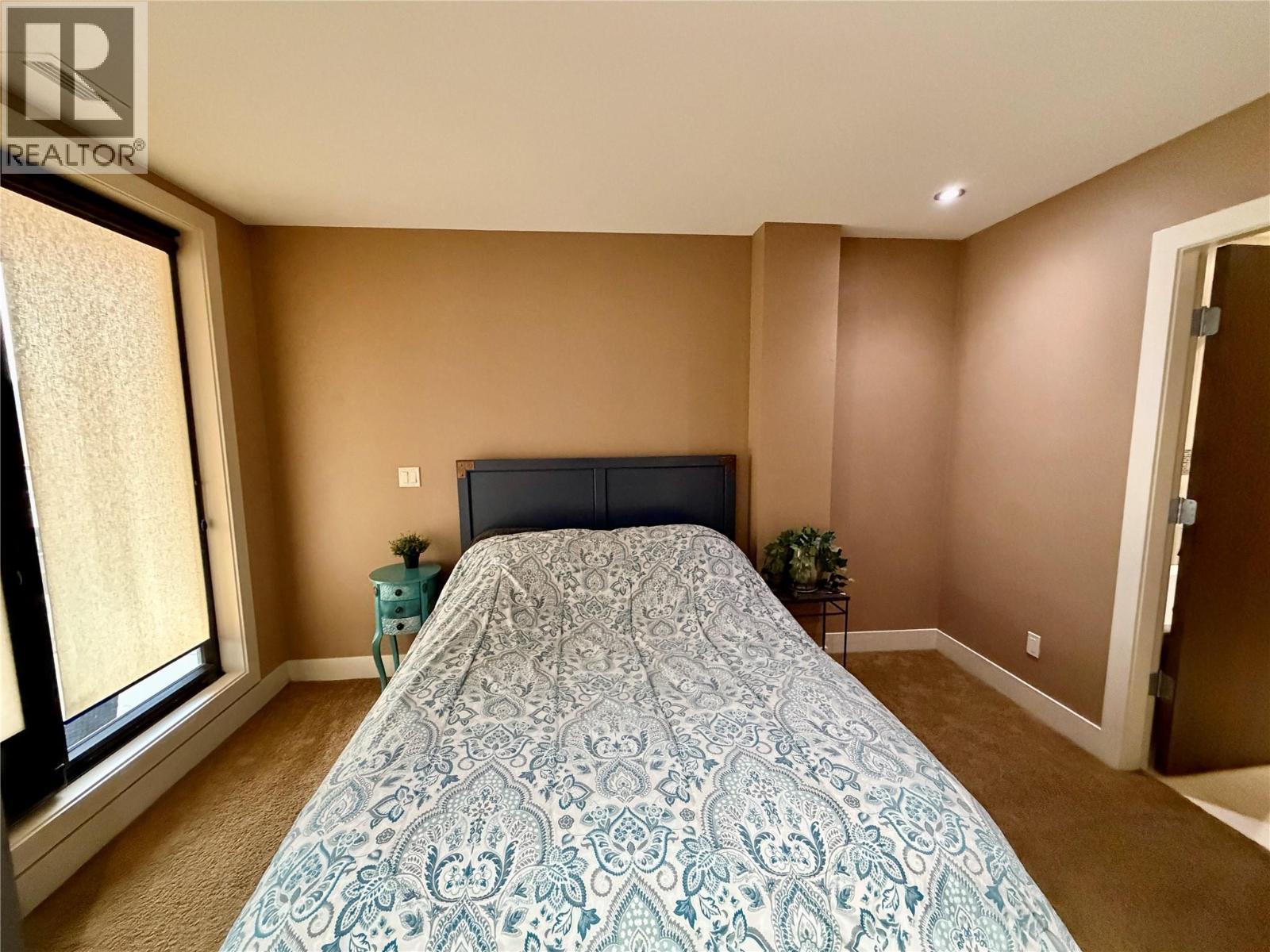 326 Mara Lake Lane Unit# 506, Sicamous, BC - Indoor Photo Showing Bedroom