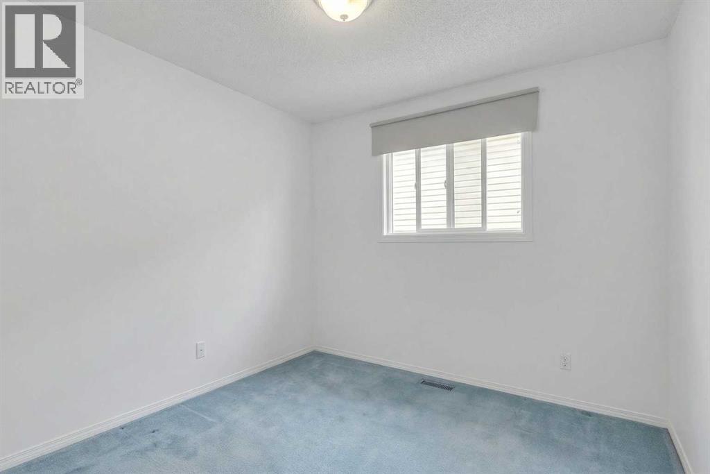 218 Pinemeadow Road Ne, Calgary, AB - Indoor Photo Showing Other Room