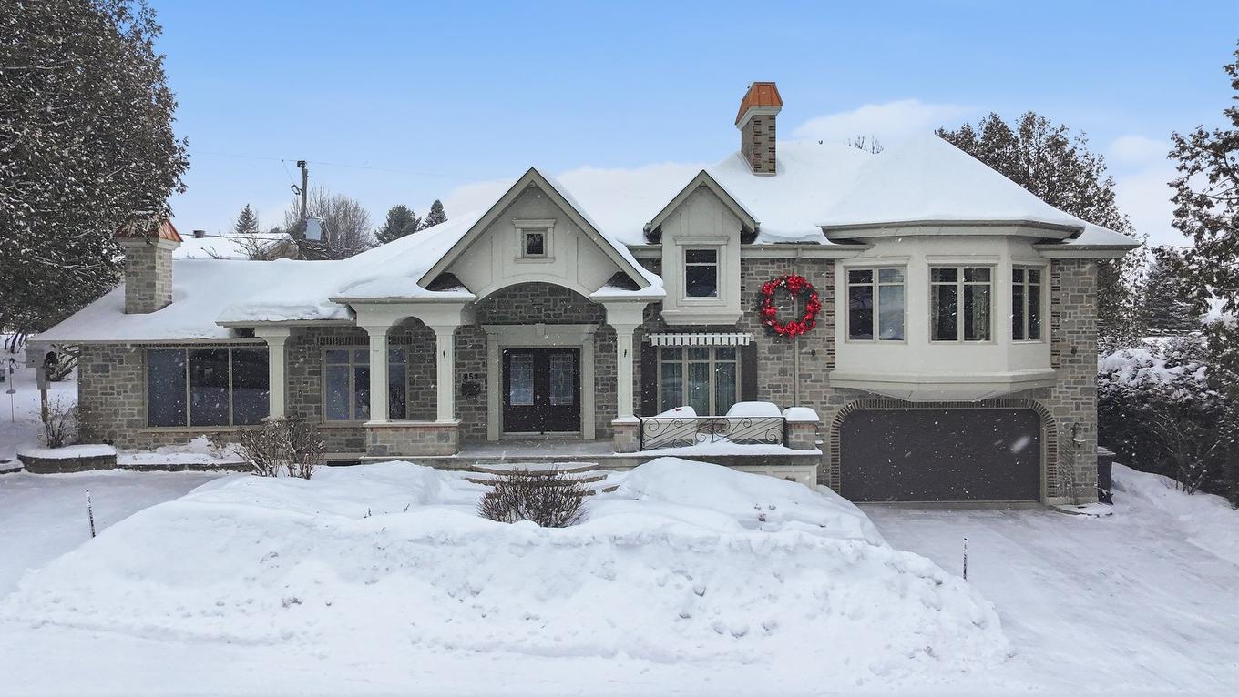 Frontage - 850 29E Rue, Saint-Georges, QC - Outdoor With Facade