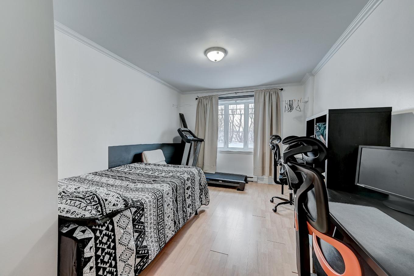 Bedroom - 1-19 Av. Papineau, Candiac, QC - Indoor Photo Showing Bedroom