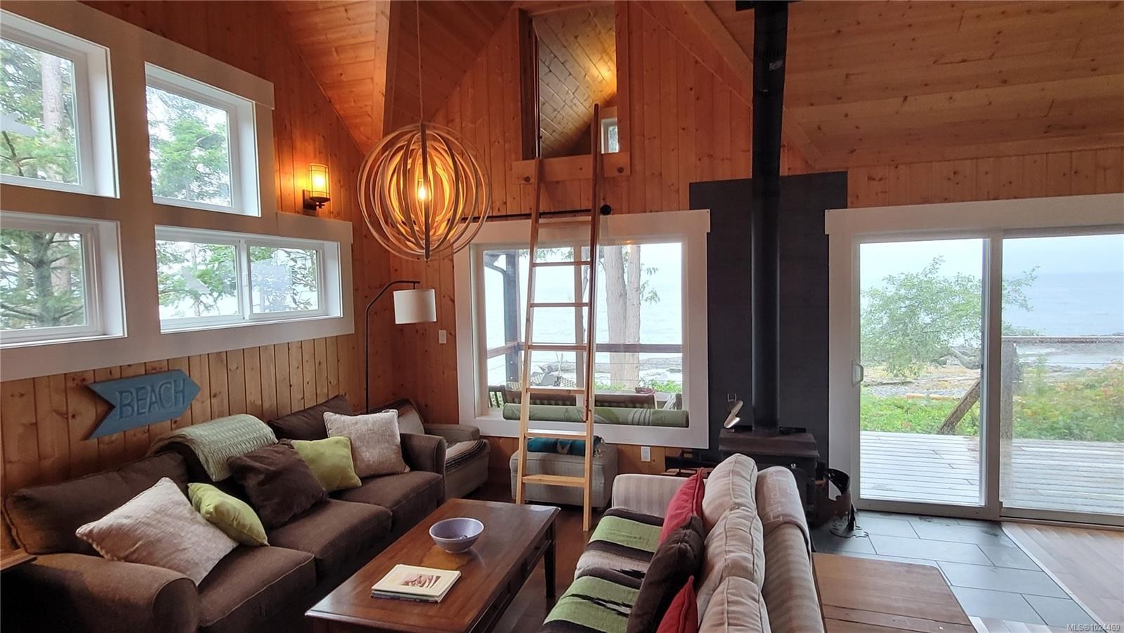 15 Spring Bay Rd, Lasqueti Island, BC