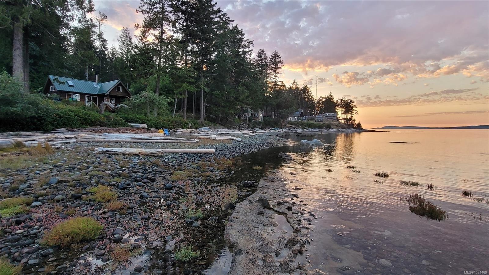 15 Spring Bay Rd, Lasqueti Island, BC