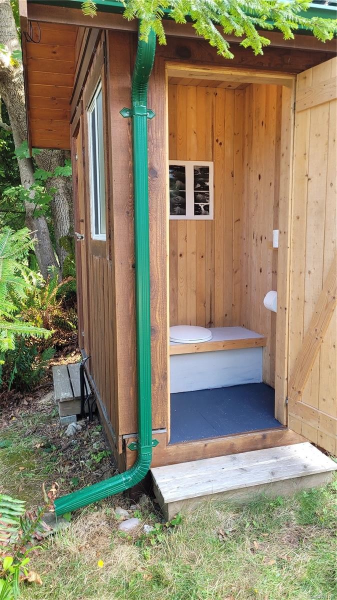 15 Spring Bay Rd, Lasqueti Island, BC