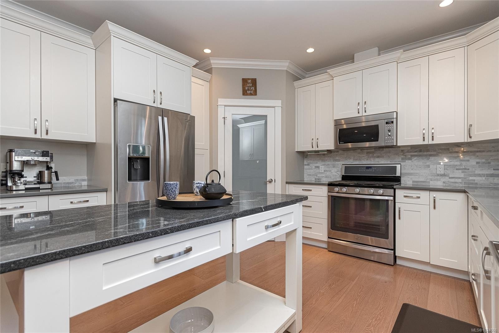 3649 Coleman Pl, Colwood, BC