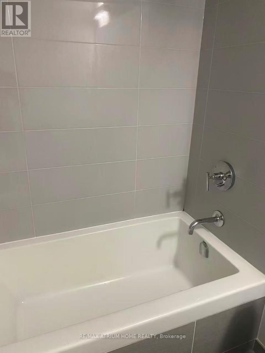 2903 - 50 Charles Street E, Toronto, ON - Indoor Photo Showing Bathroom