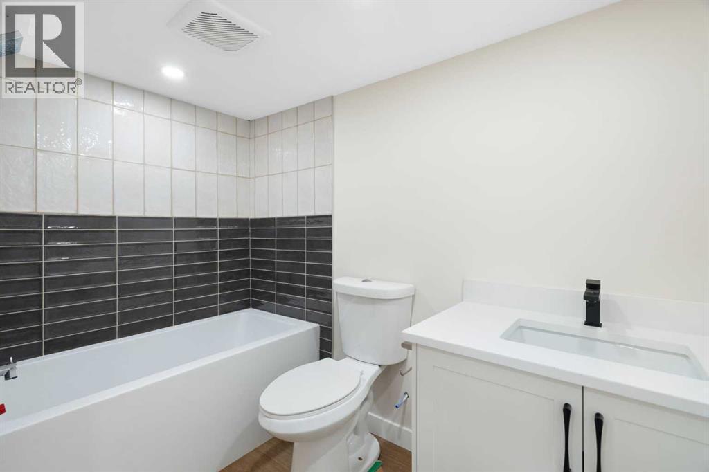 Basement Bathroom - 248 Madeira Place Ne, Calgary, AB - Indoor Photo Showing Bathroom