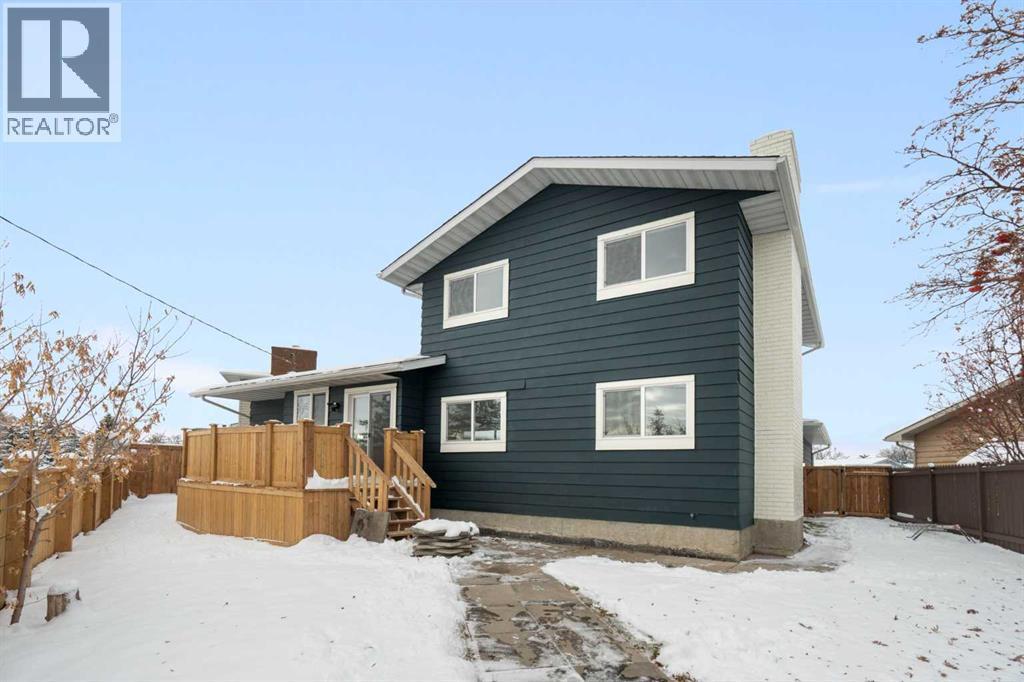 Backyard - 248 Madeira Place Ne, Calgary, AB - Outdoor