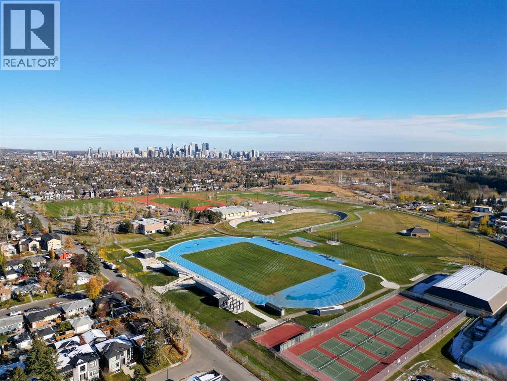 Community Photo - 4507 17 Street Sw, Calgary, AB - Outdoor With View