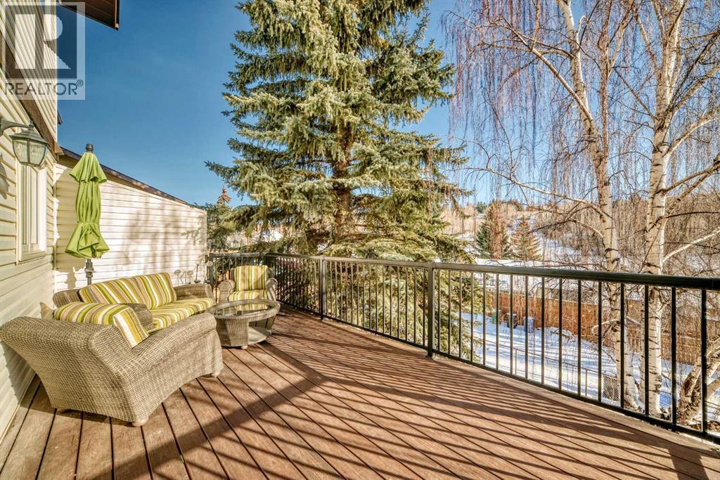 30 Edgewood Rise Nw, Calgary, AB - Outdoor With Deck Patio Veranda With Exterior