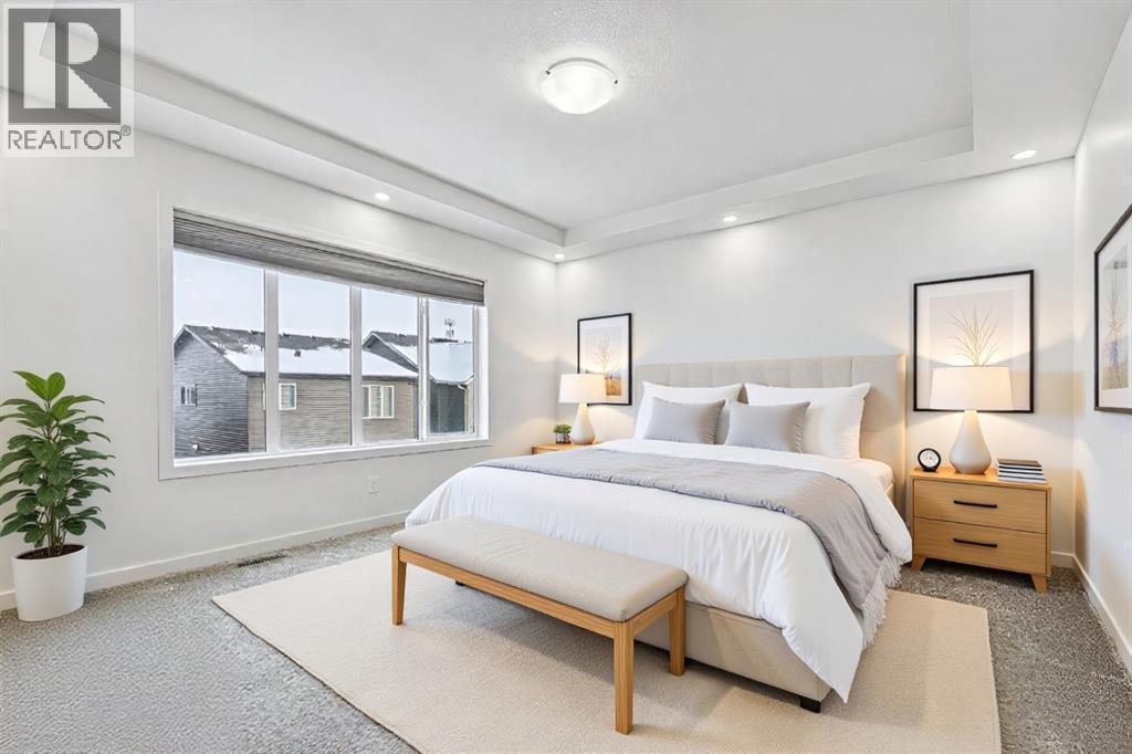 1124 Chinook Gate Bay Sw, Airdrie, AB - Indoor Photo Showing Bedroom