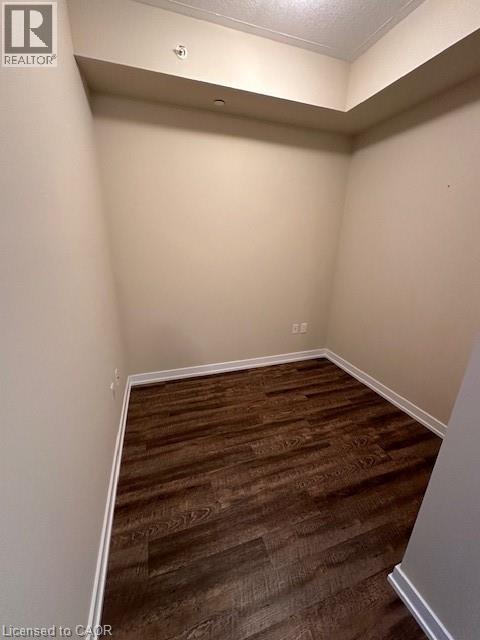 large den - 35 Southshore Crescent Unit# 303, Stoney Creek, ON - Indoor Photo Showing Other Room