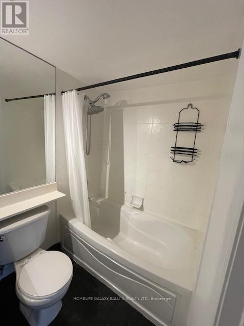 1001 - 78 Harrison Garden Boulevard, Toronto, ON - Indoor Photo Showing Bathroom