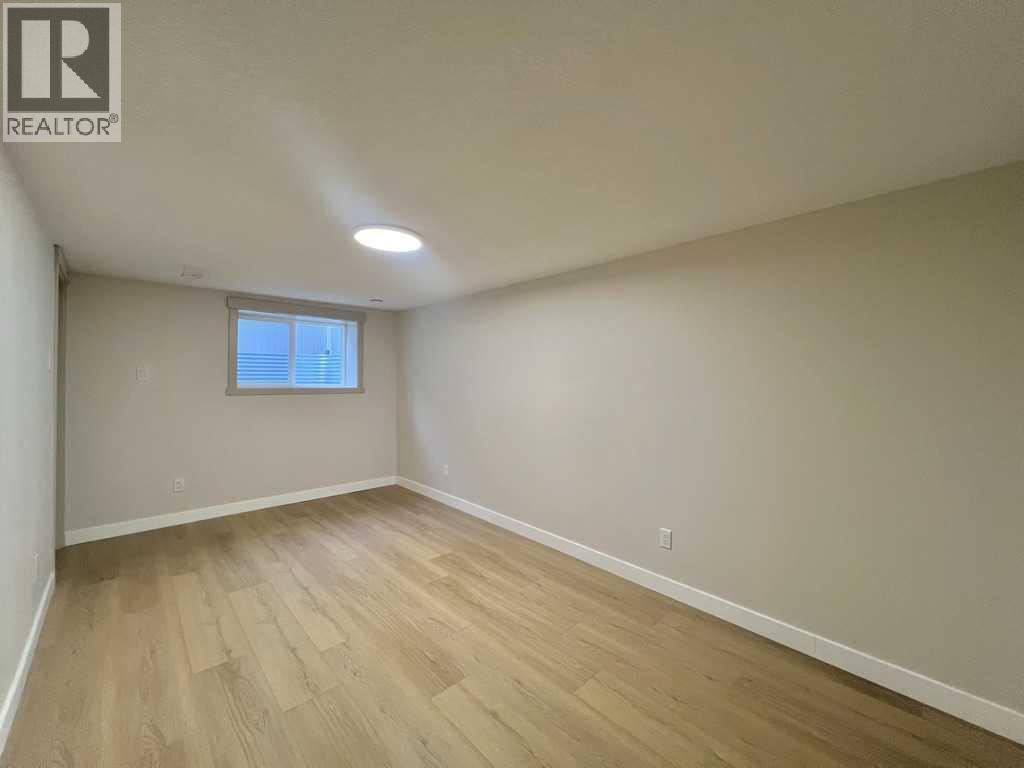 146 Springwood Drive Sw, Calgary, AB - Indoor