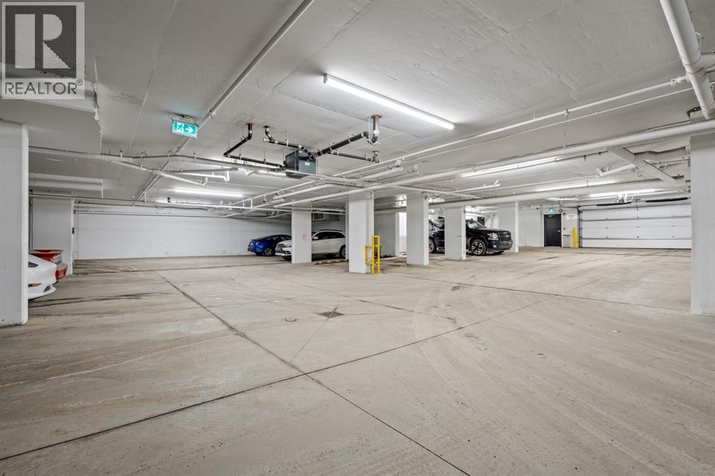 4537 Bowness Road Nw, Calgary, AB