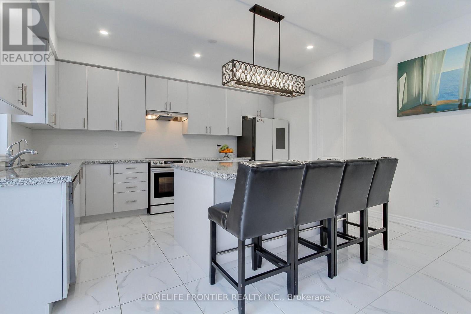 145 Terry Fox Drive, Barrie, ON - Indoor Photo Showing Kitchen