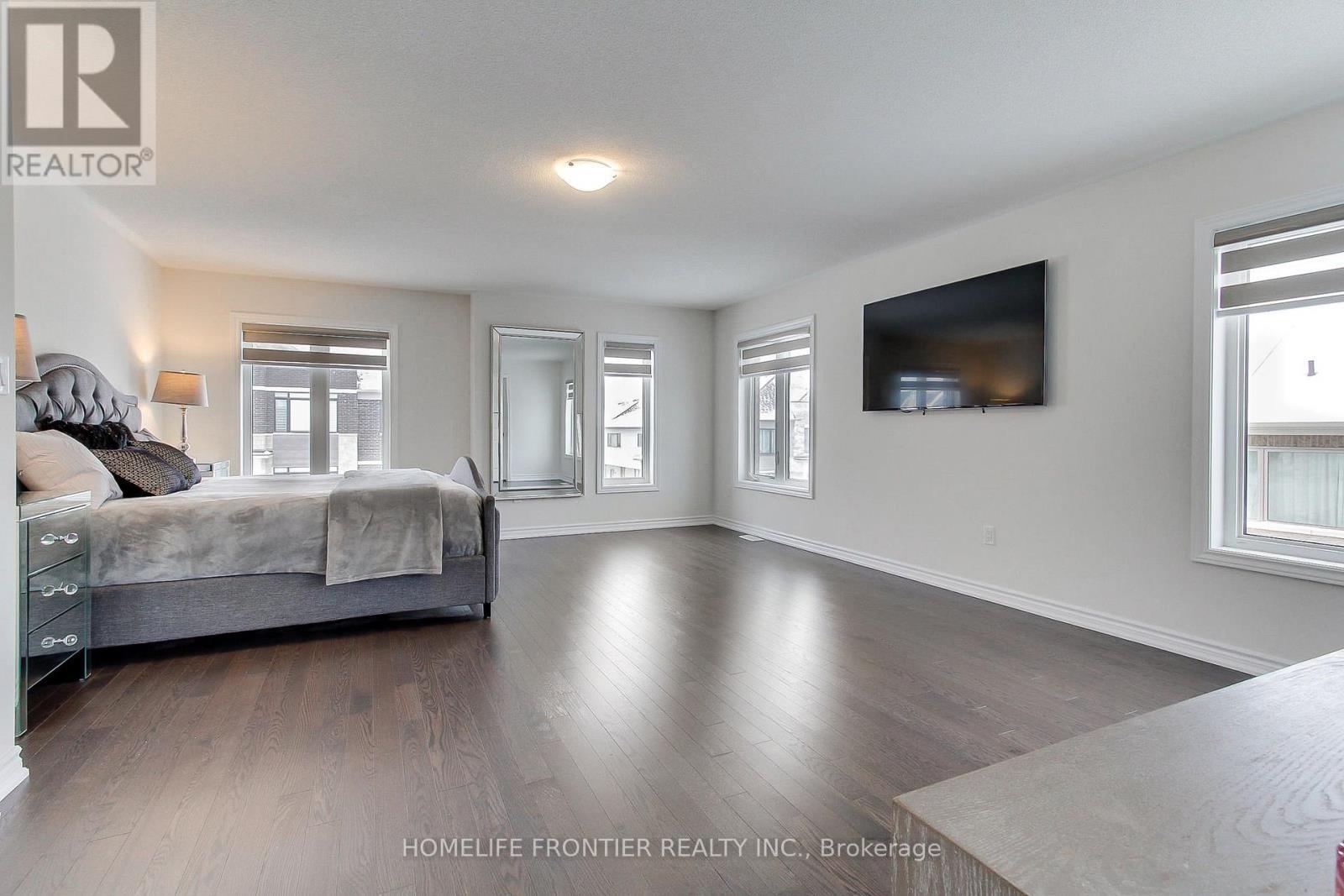 145 Terry Fox Drive, Barrie, ON - Indoor Photo Showing Bedroom