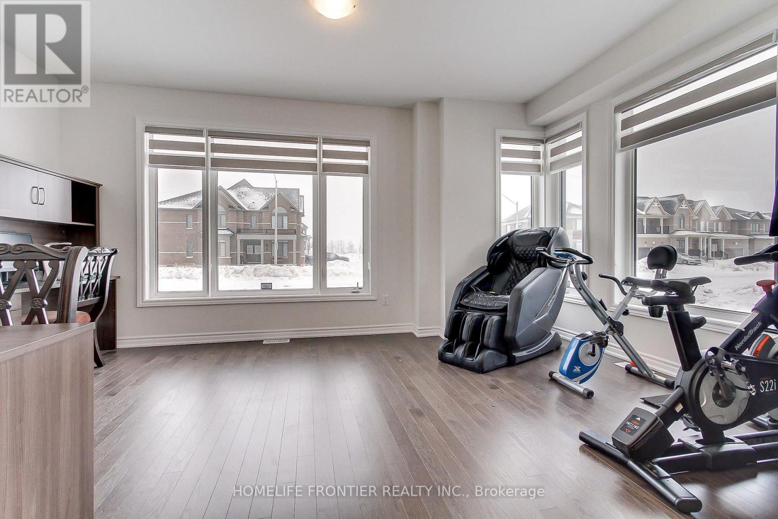 145 Terry Fox Drive, Barrie, ON - Indoor Photo Showing Gym Room
