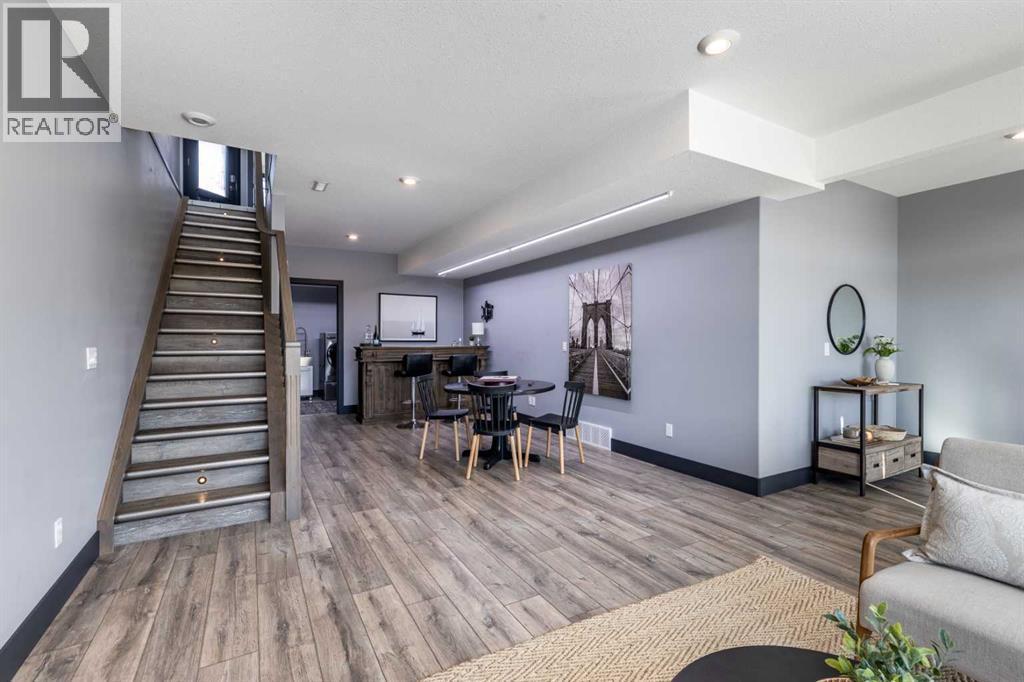 22 Palisades Lane Ne, Medicine Hat, AB - Indoor Photo Showing Other Room