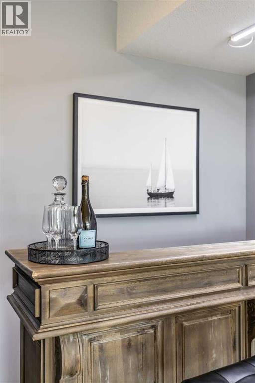 22 Palisades Lane Ne, Medicine Hat, AB - Indoor Photo Showing Other Room