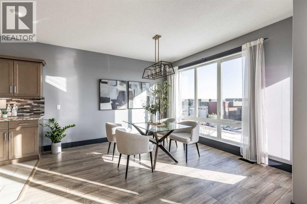 22 Palisades Lane Ne, Medicine Hat, AB - Indoor Photo Showing Dining Room