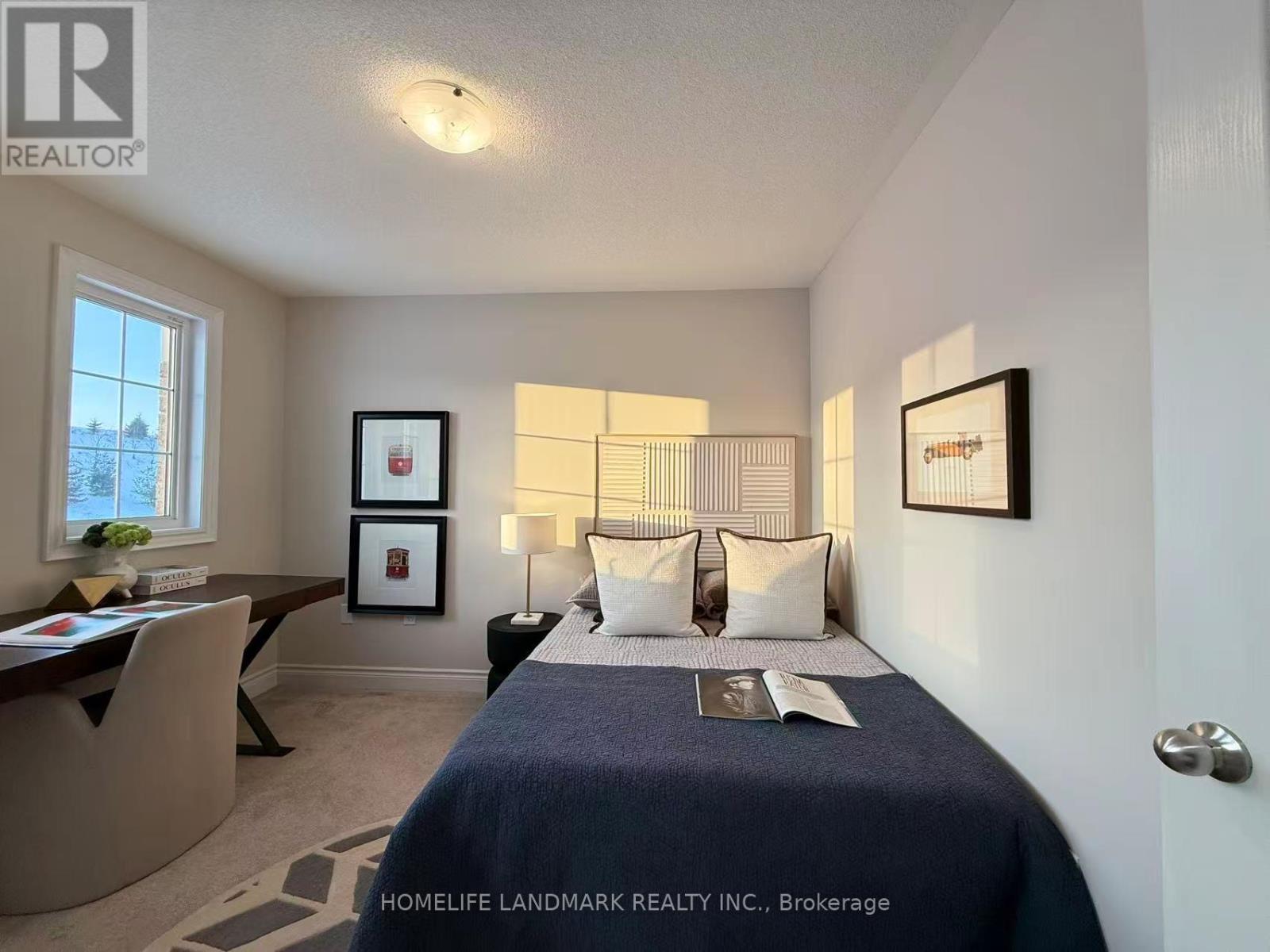 829 Langford Boulevard, Bradford West Gwillimbury, ON - Indoor Photo Showing Bedroom