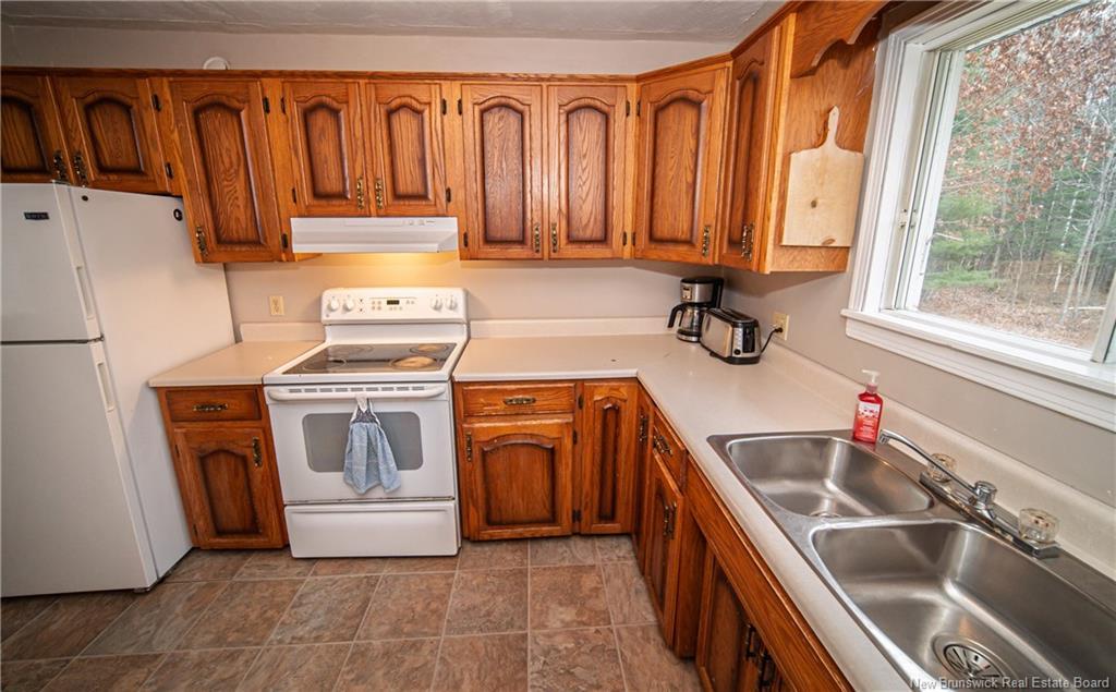 1180 Route 690, Maquapit Lake, NB