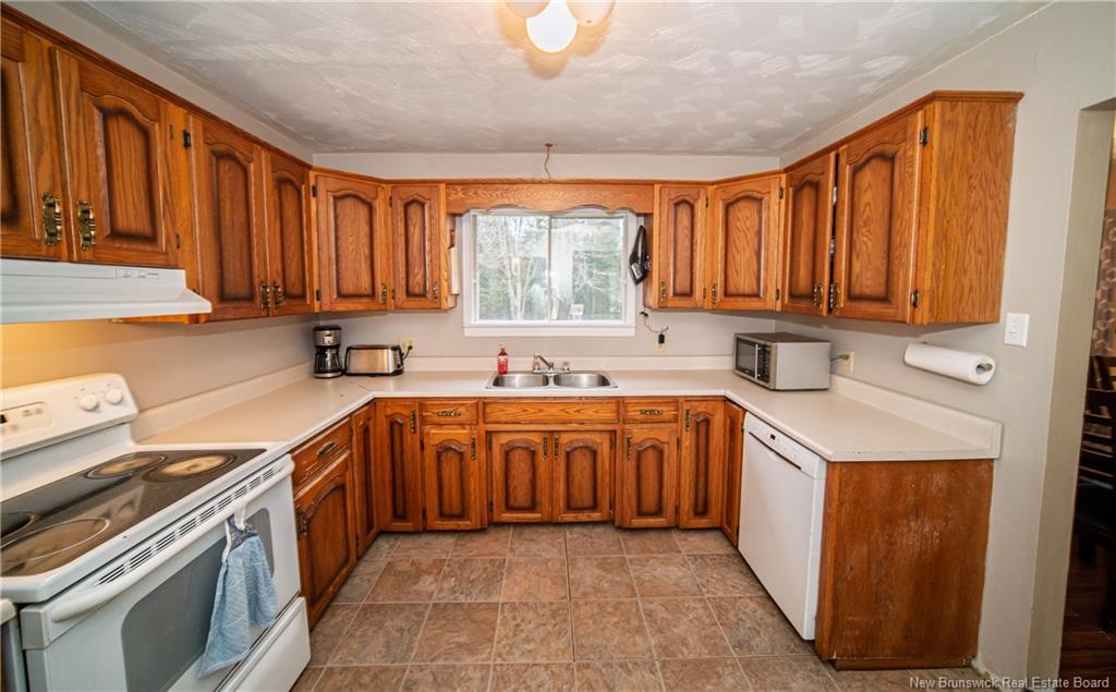 1180 Route 690, Maquapit Lake, NB