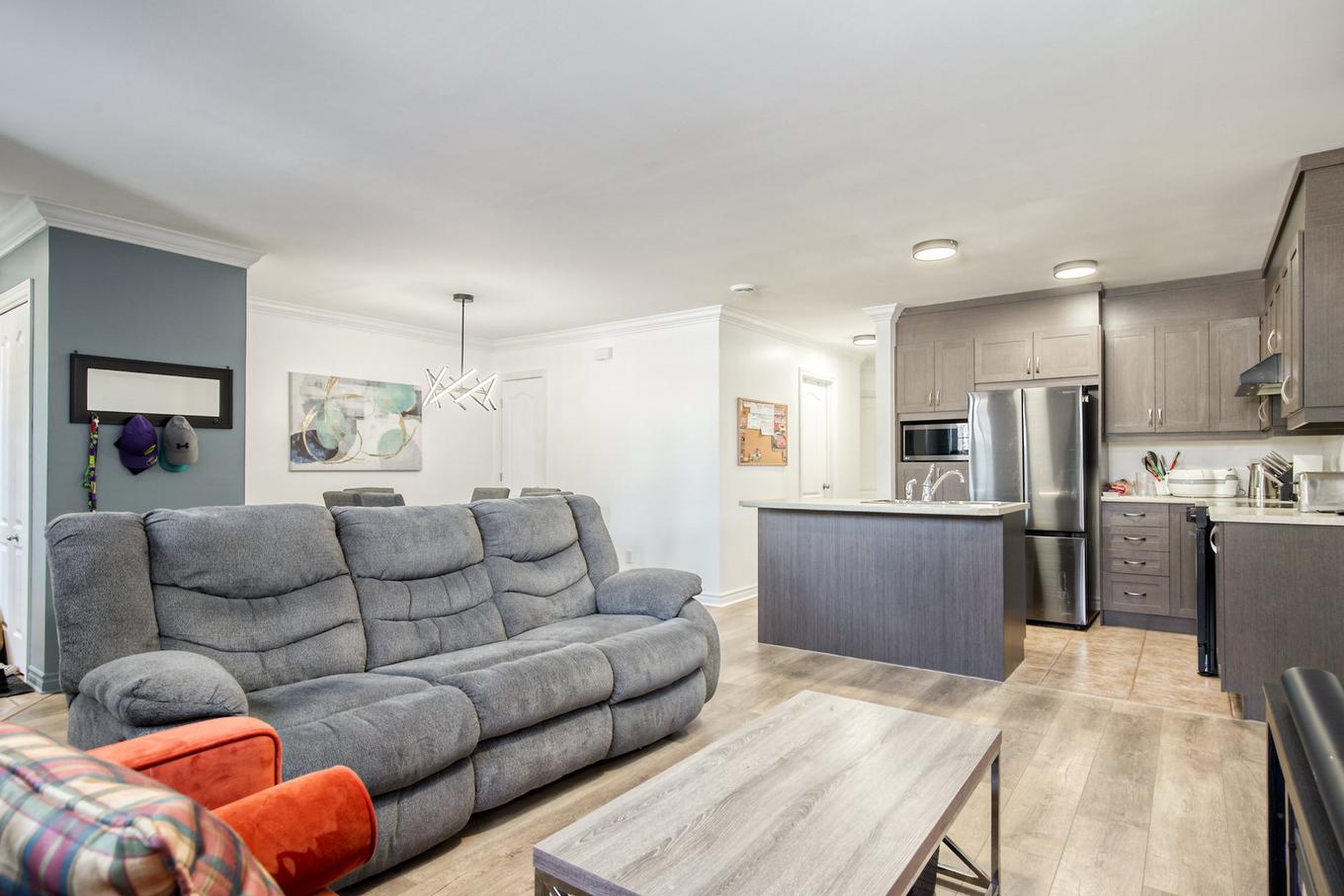 Living room - 102-554 Ch. Du Grand-Bernier N., Saint-Jean-Sur-Richelieu, QC - Indoor