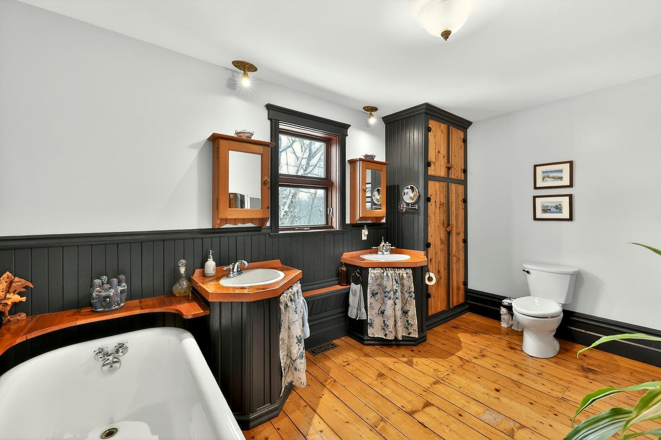 Salle de bains - 57 Mtée De L'Église, Mille-Isles, QC - Indoor Photo Showing Bathroom