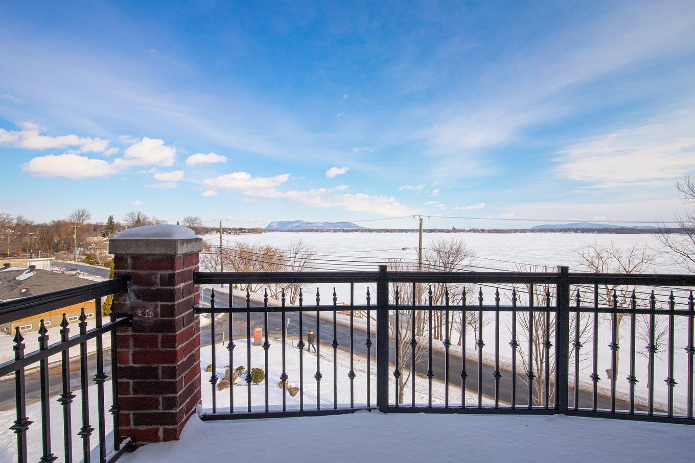 Balcon - 305-530 Rue Martel, Chambly, QC - Outdoor With View
