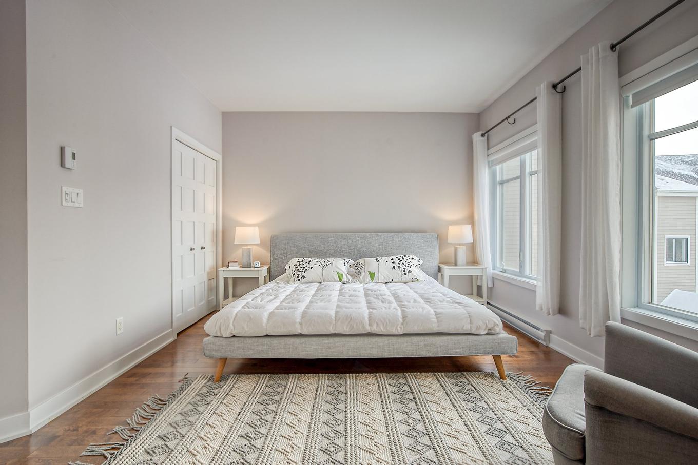 Chambre à coucher principale - 305-530 Rue Martel, Chambly, QC - Indoor Photo Showing Bedroom