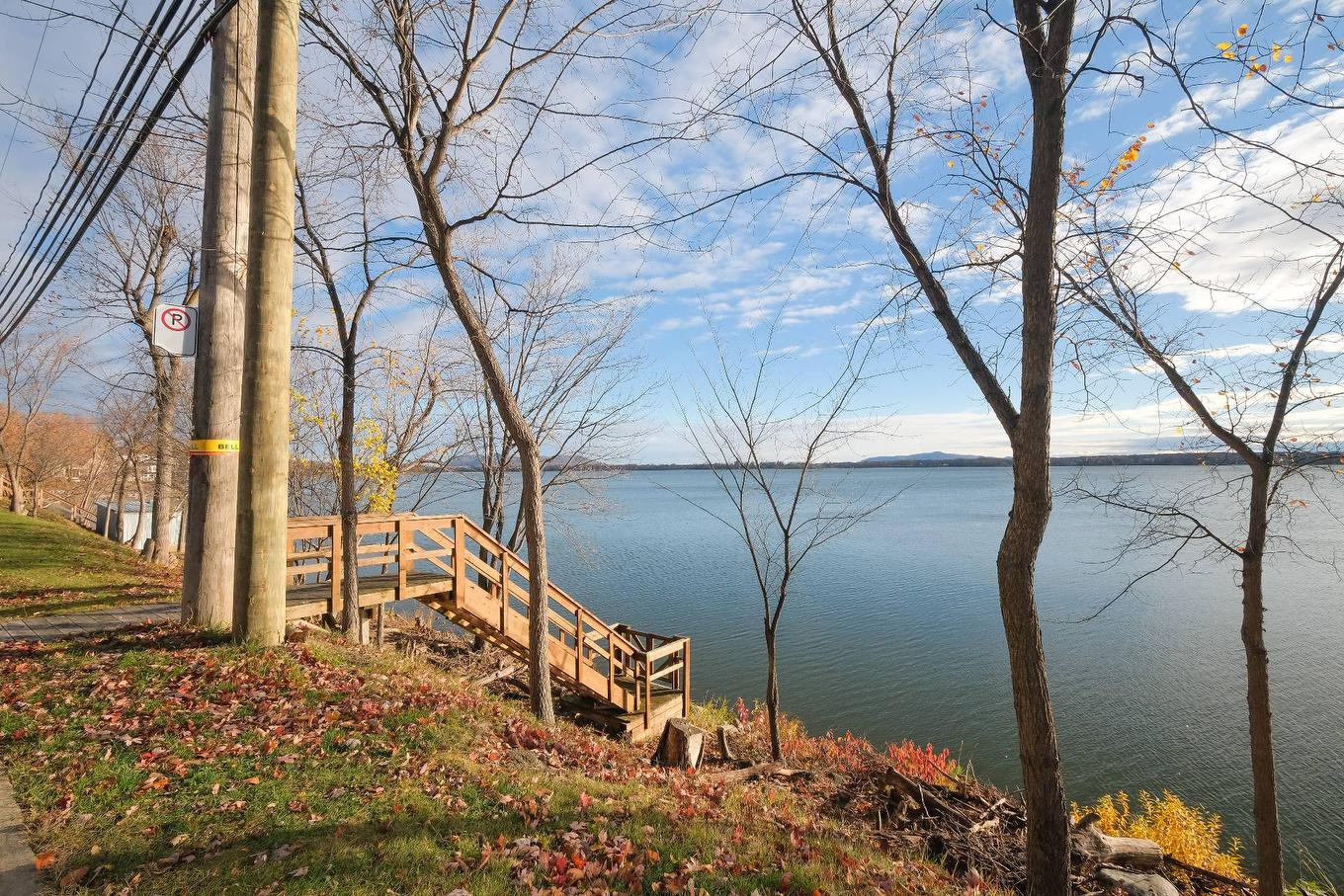 À proximité - 305-530 Rue Martel, Chambly, QC - Outdoor With Body Of Water With View