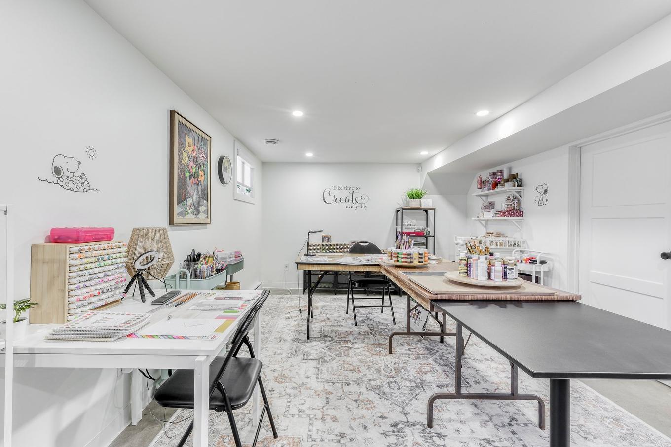 Salle familiale - 296 Rue Élie, Laval (Fabreville), QC - Indoor