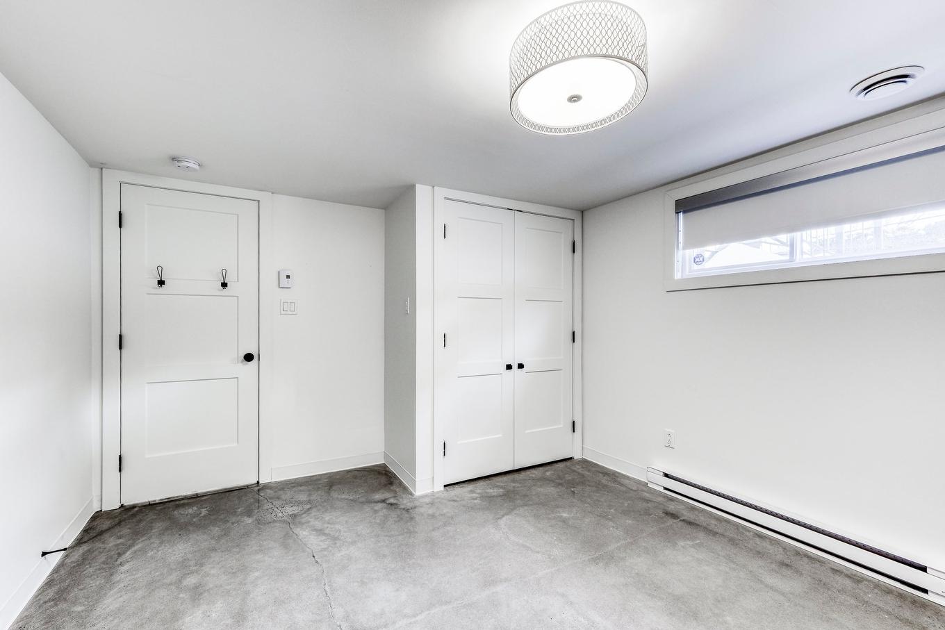 Chambre à coucher - 296 Rue Élie, Laval (Fabreville), QC - Indoor Photo Showing Other Room