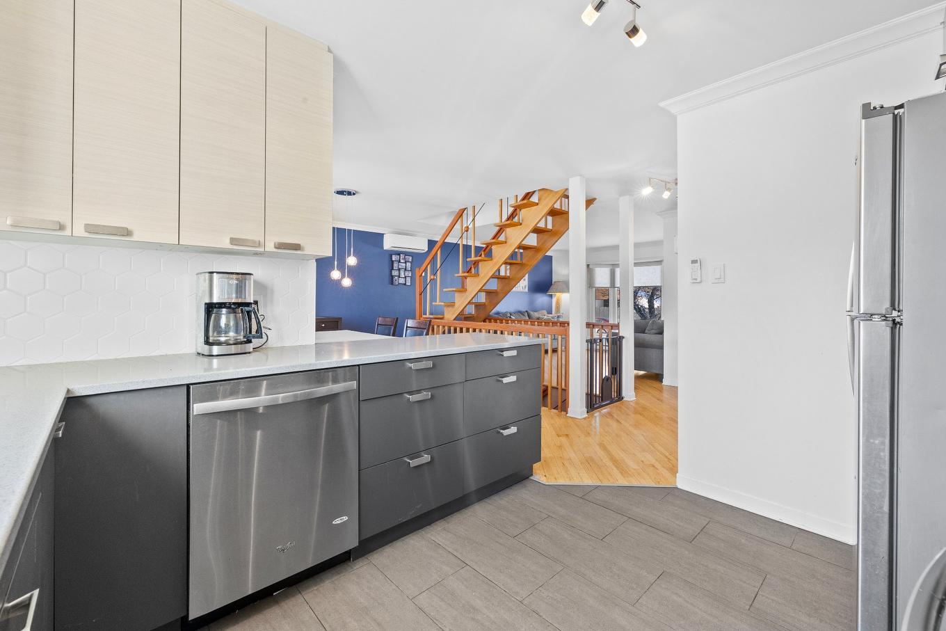 Cuisine - 1276 Rue Toussaint-Trudeau, Chambly, QC - Indoor Photo Showing Kitchen