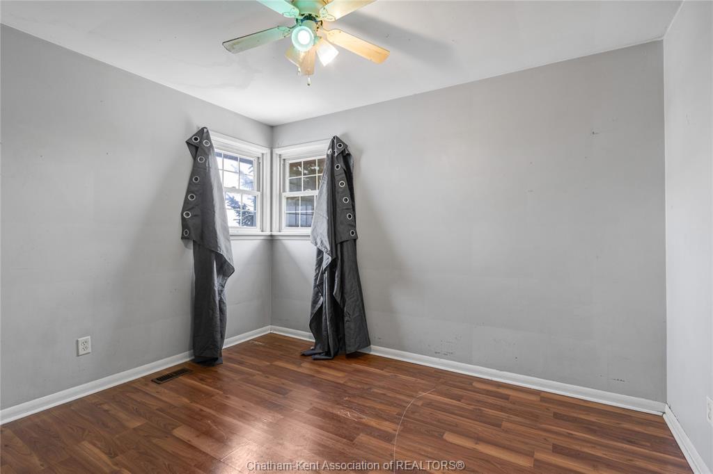 15 Homewood Street, Chatham, ON