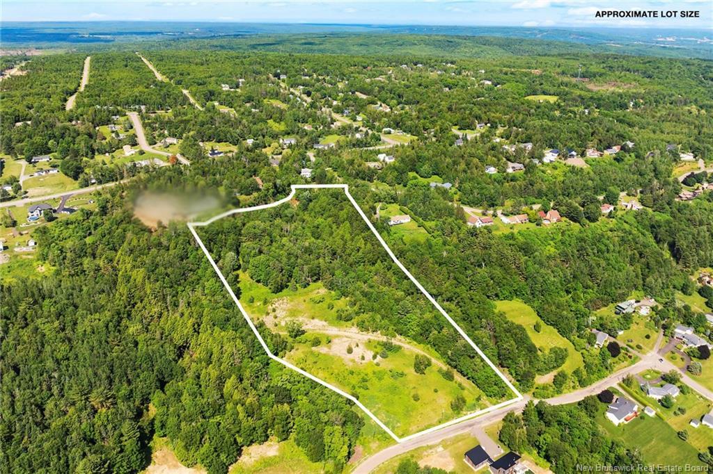 Na Grand Pass Crt, Douglas, NB