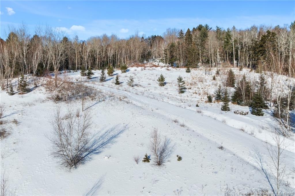 Na Grand Pass Crt, Douglas, NB