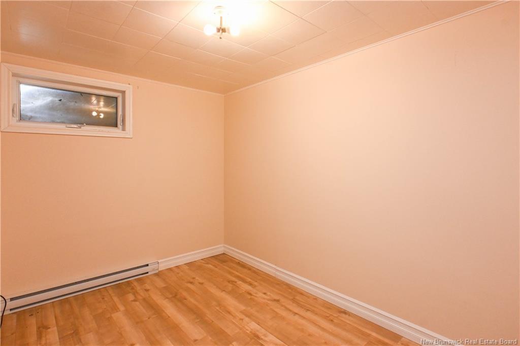 23 Saint-Simon Rd, Caraquet, NB