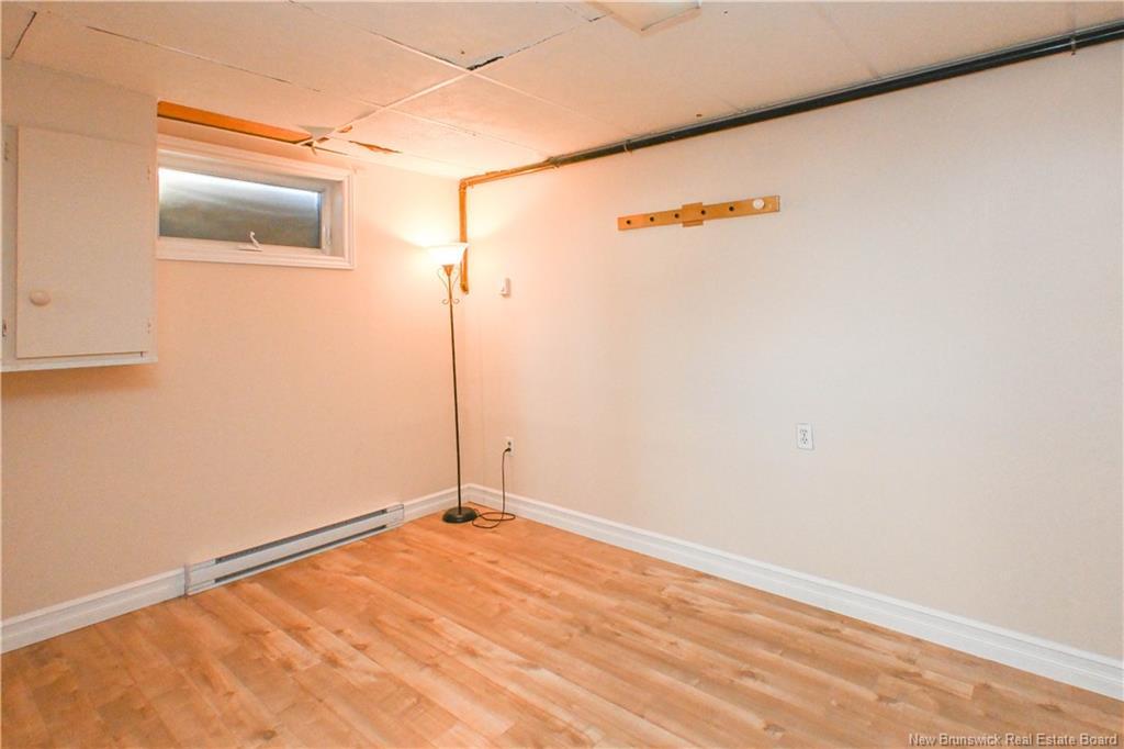 23 Saint-Simon Rd, Caraquet, NB