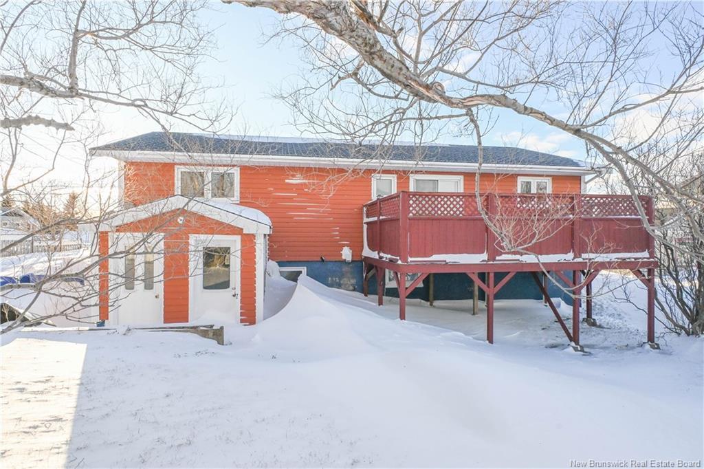 23 Saint-Simon Rd, Caraquet, NB