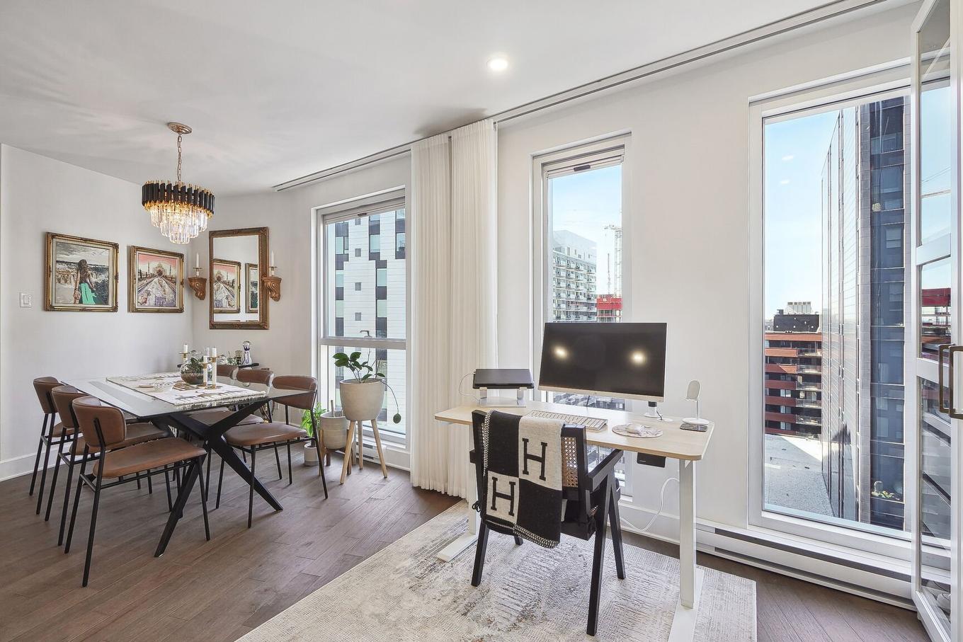 Office - 1705-101 Rue Peel, Montréal (Le Sud-Ouest), QC - Indoor Photo Showing Other Room