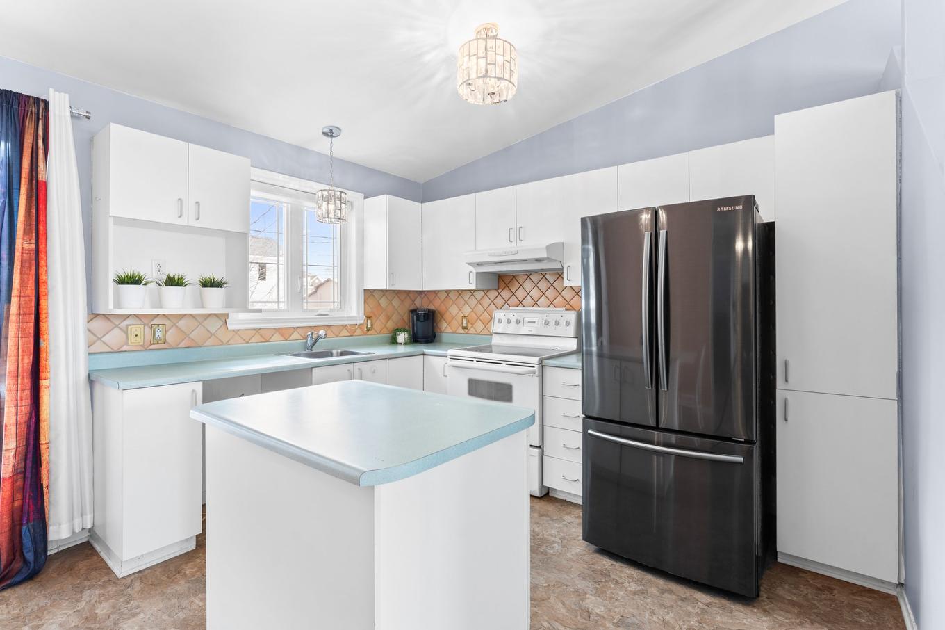 Cuisine - 124 Rue Colbert, Repentigny (Le Gardeur), QC - Indoor Photo Showing Kitchen