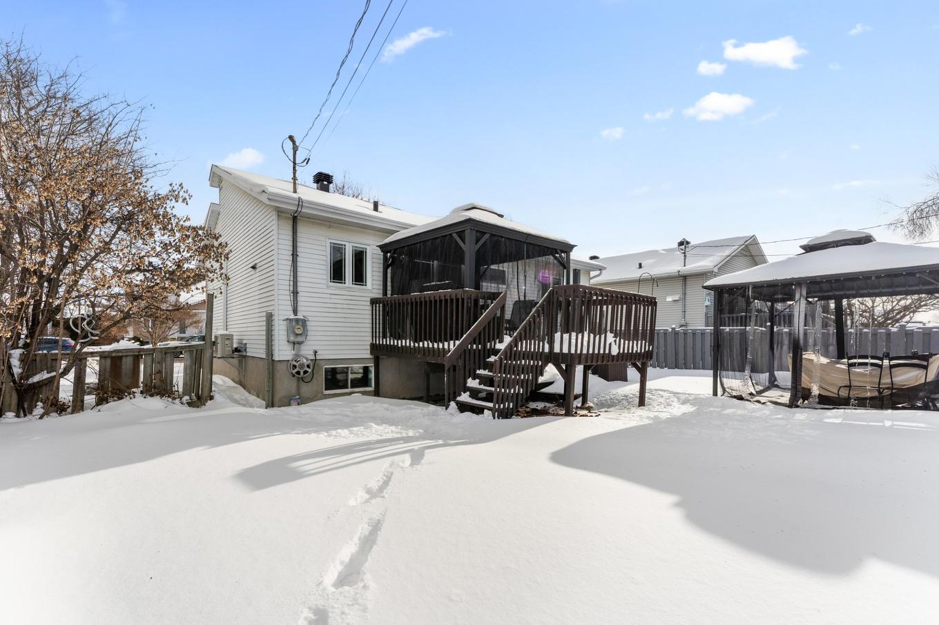 Face arrière - 124 Rue Colbert, Repentigny (Le Gardeur), QC - Outdoor