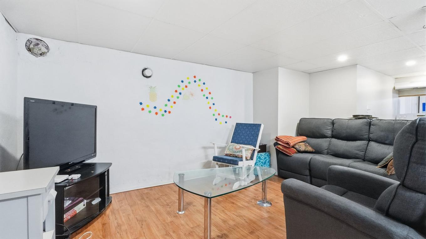 Sous-sol - 11445 2E Avenue, Saint-Georges, QC - Indoor Photo Showing Living Room