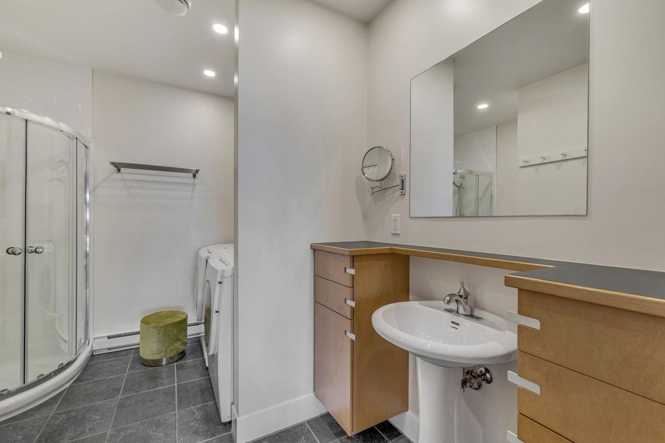 Salle de bains - 33 Ch. Des Skieurs, Stoneham-Et-Tewkesbury, QC - Indoor Photo Showing Bathroom