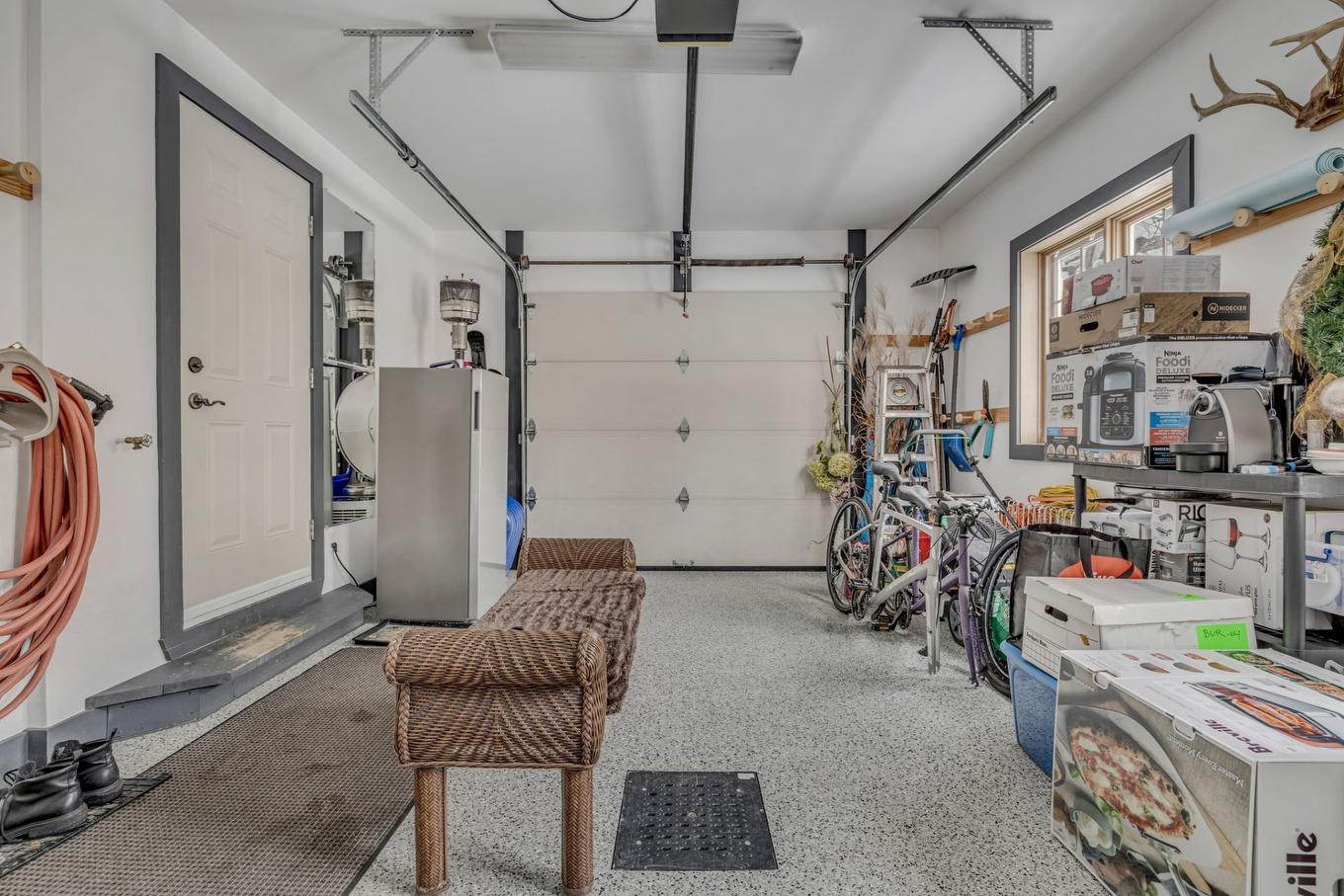 Garage - 33 Ch. Des Skieurs, Stoneham-Et-Tewkesbury, QC - Indoor Photo Showing Garage