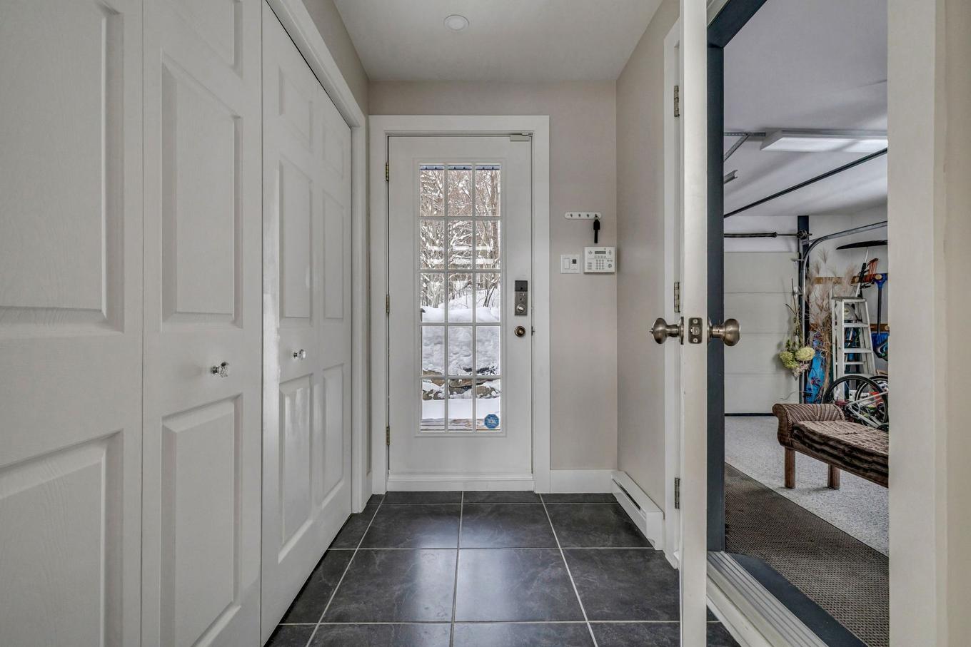 Hall d'entrée/Vestibule - 33 Ch. Des Skieurs, Stoneham-Et-Tewkesbury, QC - Indoor Photo Showing Other Room